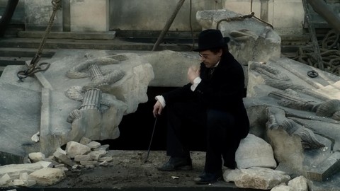 Холмс и Ватсон на могиле воскрешения Блэквуда.
