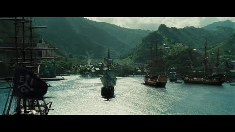 Элизабет Суонн подслушивает разговор моряков. HD