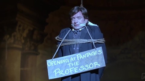Альфред подставляет Роберта. Фокус с перемещением.