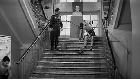 Офицеры (1971) - Отличник... Раздильдяй!