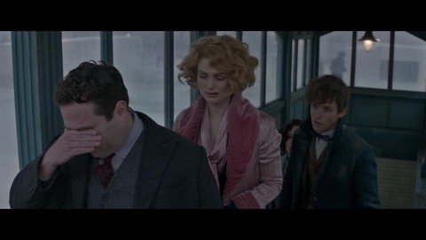 Прощание Якоба Ковальски с Куинни Голдштейн