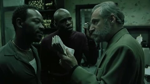 Борис забирает камень