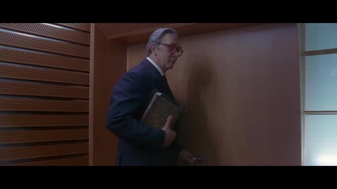 Болкан нанимает Корсо (1 - 17). Девятые врата (1999)