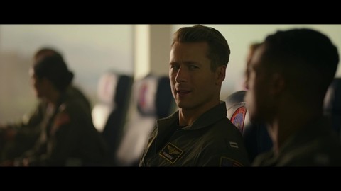Топ Ган: Мэверик (2022) — Несанкционированный полет | Сцена из фильма