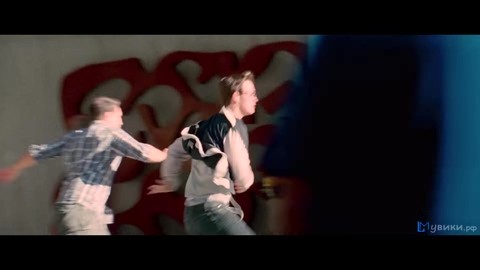 Малыш круто уходит от полиции | Малыш на драйве (2017) | Сцена из фильма