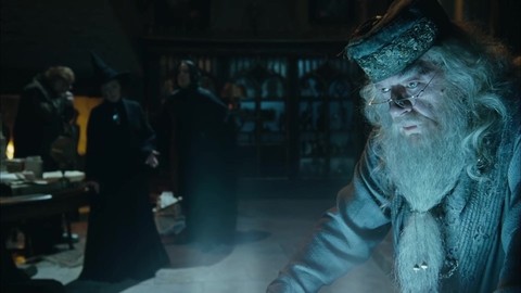 Дамблдор соглашается с Северусом. Гарри Поттер и Кубок огня.
