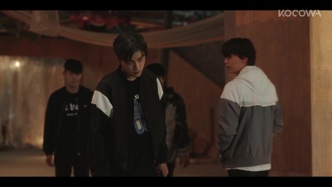 Ши Ын дерётся за подругу вместо Сухо