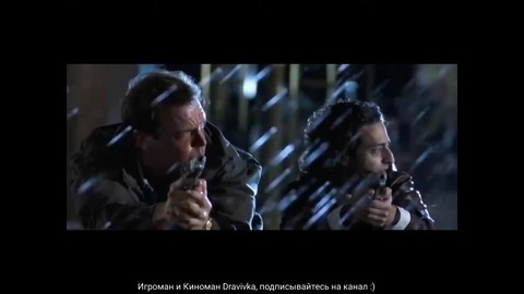 По отелю на мотоцикле и коняшке..