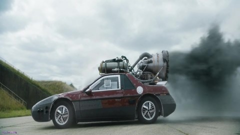 Вы что привязали Pontiac Fiero к реактивному двигателю?