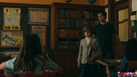 Тайлер Заступается за Сестру в Школе ... отрывок из фильма (Помни меня/Remember Me)2010