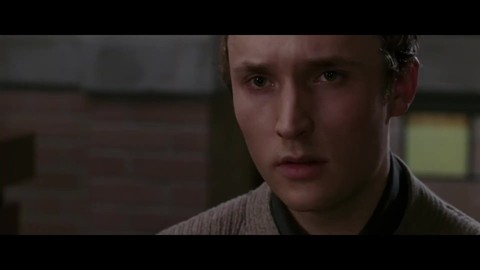 Её мучили тревога и страх