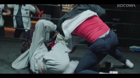 Сухо избили почти до смерти