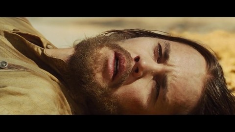 Джон пытается привыкнуть к марсианской гравитации ✦ Джон Картер (2012)