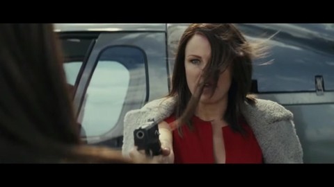 Джордж (Горилла) съедает главную злодейку - Клер Вайден.