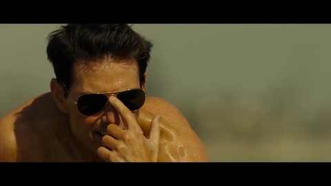Топ Ган: Мэверик (2022) — Игра на пляже в футбол | Сцена из фильма