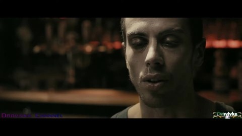 Маленькие Солдатики Смерти ... отрывок из фильма (Рок-н-рольщик/RocknRolla)2008