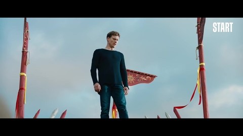 Последний богатырь Корень зла Иван проходит полосу препятствий