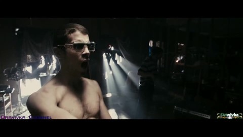 Стоять на Своём до конца ... отрывок из фильма (Рок-н-рольщик/RocknRolla)2008