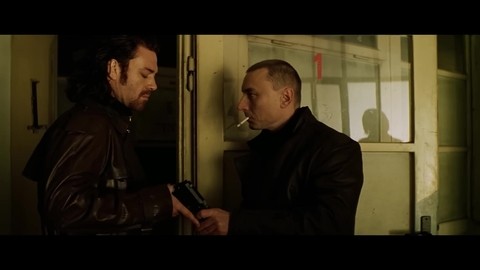 Ксандер получает свои угнанные тачки. Три Икса.