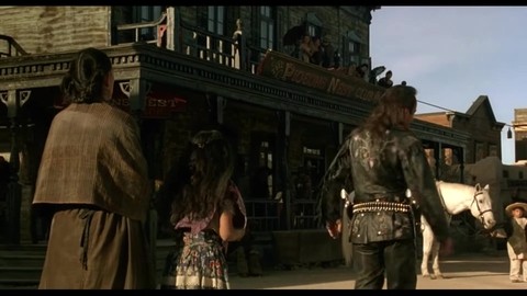 Дуэль «Малыш» vs. Гатзон в фильме «Быстрый и мёртвый»