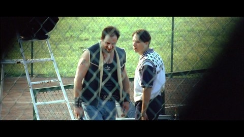 Питбуль и Комар играют в теннис