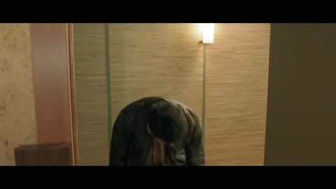 Ты уверен что она твоя дочь. Момент из фильма Васаби (2001)