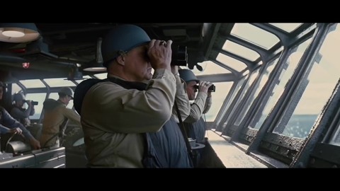 Магнето поднимает подводную лодку в воздух / Люди Икс: Первый класс (2011)